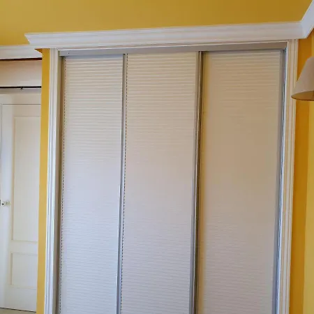 Mimosas, Apartment *